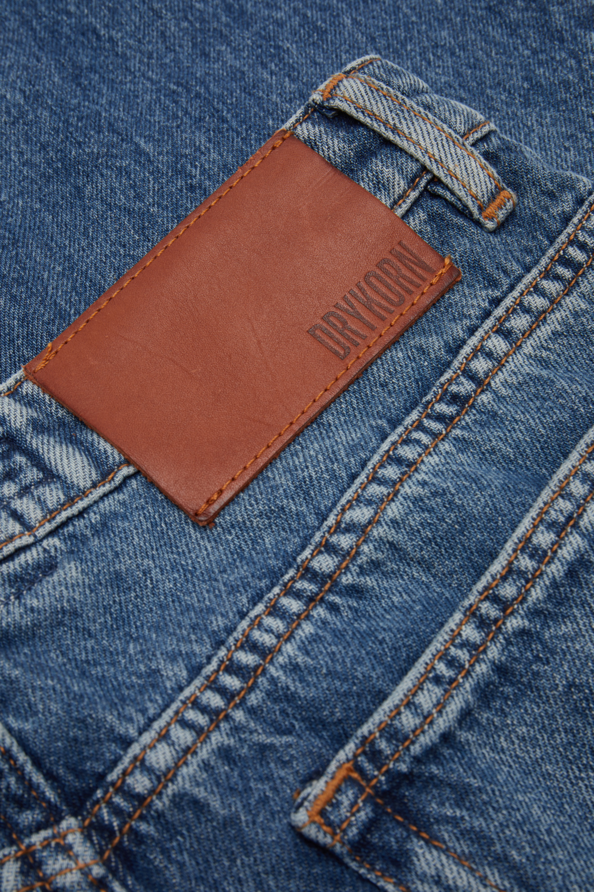 DRYKORN High-Waist-Jeans mit Waschung 440867